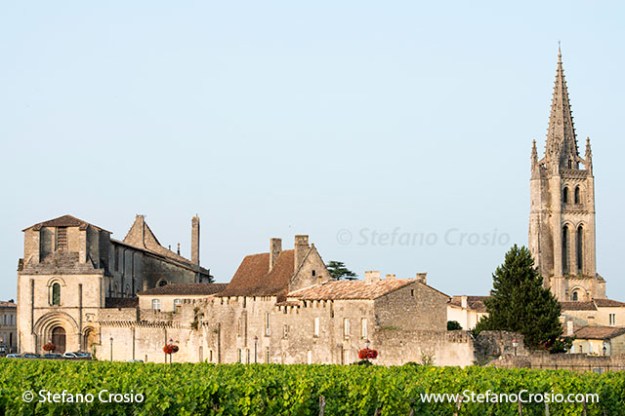 Saint Emilion: The Eglise Collegiale and the bell tower of the Monolithic Church