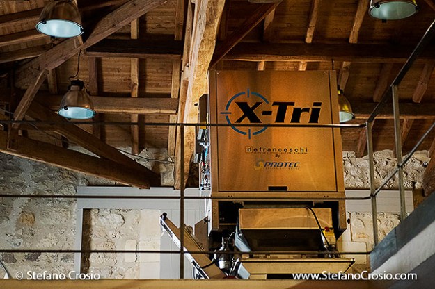  The X-Tri optical grape sorter of Chateau de Ferrand (Grand Cru Classé)